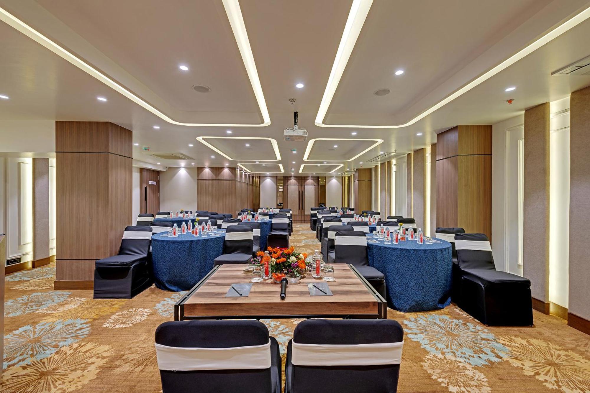 Click Hotels Andheri Midc Mumbai Bagian luar foto