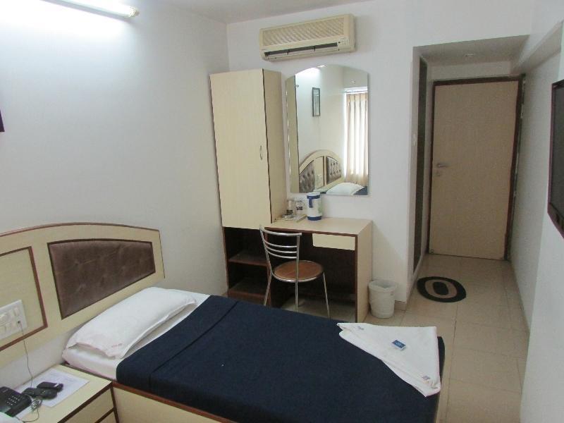 Click Hotels Andheri Midc Mumbai Bagian luar foto
