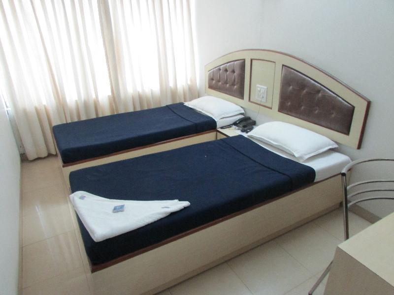 Click Hotels Andheri Midc Mumbai Bagian luar foto
